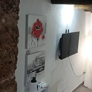  Apartment La Casetta Di Marta Ai Quattro Canti Italien
